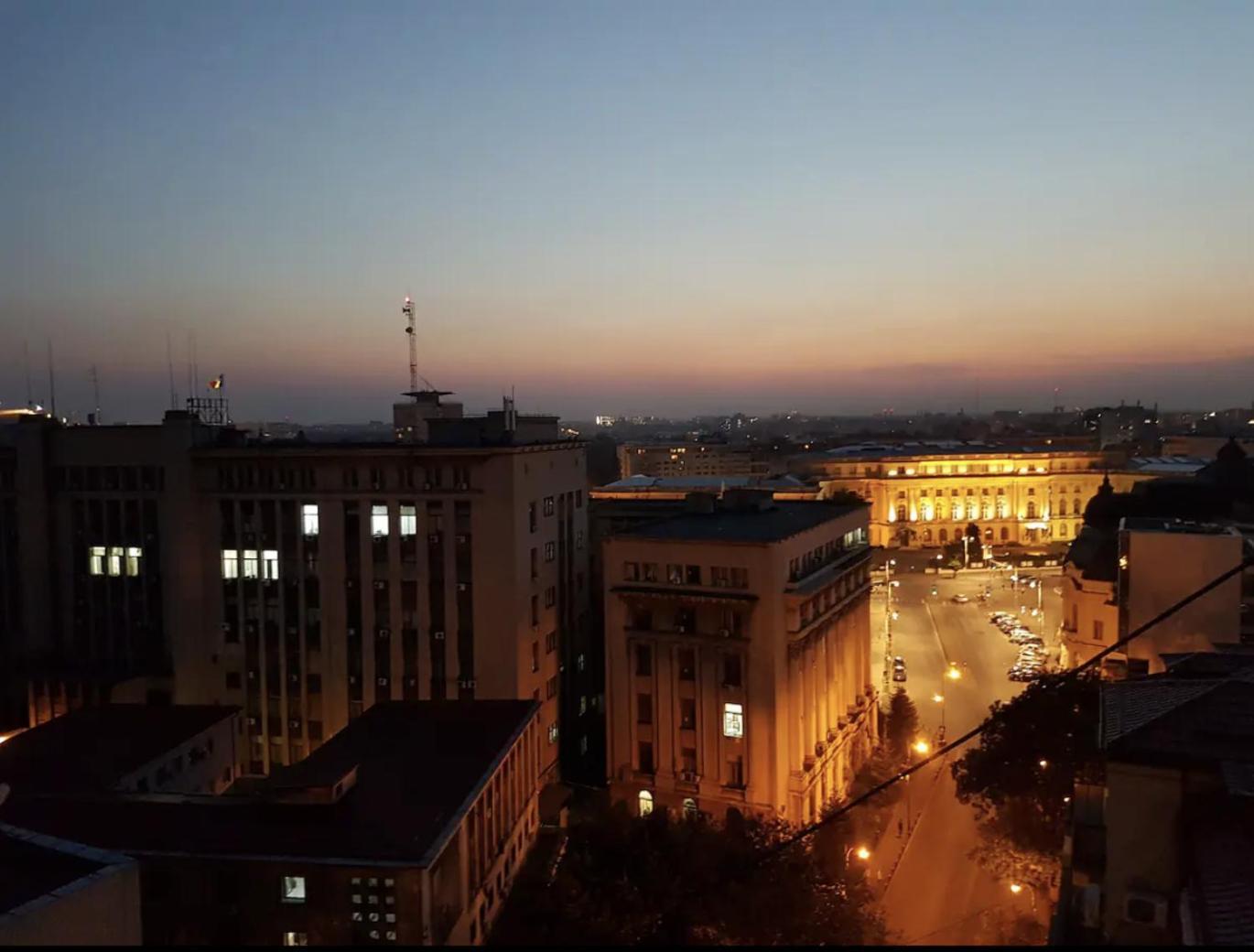 Wilson Old City Roof Top Bukares Bagian luar foto